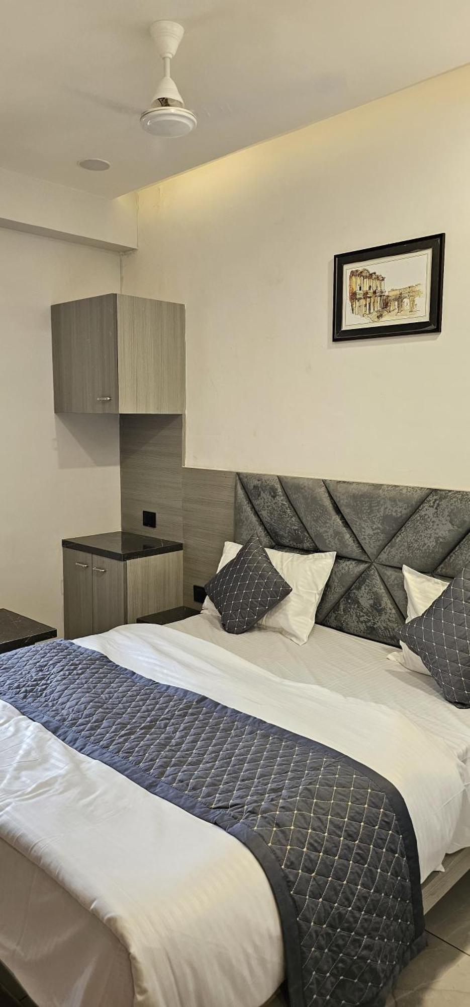 Hotel Allen Ahmadabad Zewnętrze zdjęcie